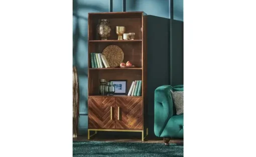 Bücherregal aus Massivholz Calatria | Möbel Höffner