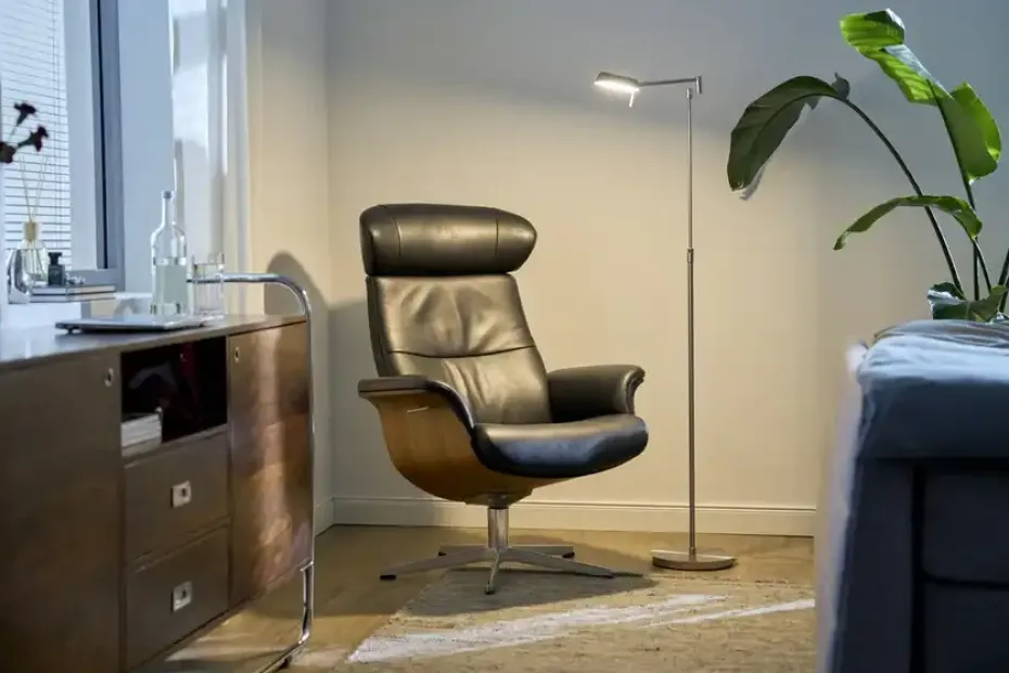 HELL-höllisch gutes Licht Bridge-Stehleuchte 1-flammig Nickel matt | matt, silberfarben