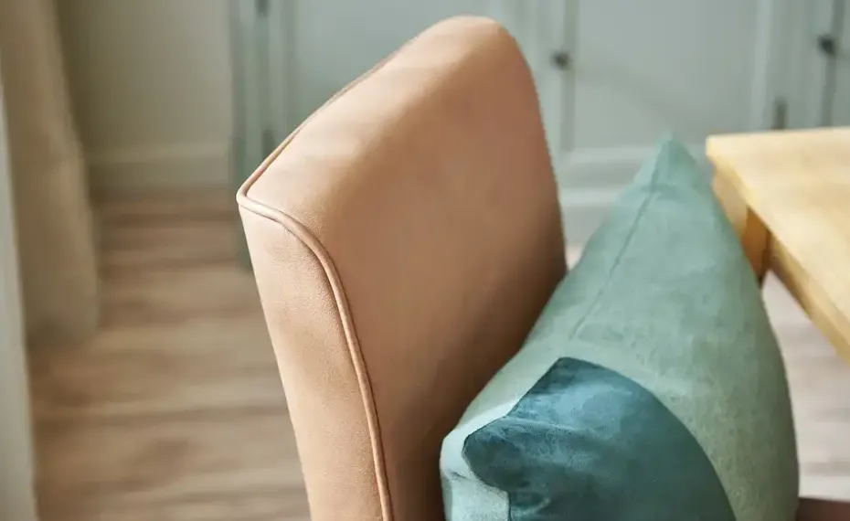 Polsterstuhl mit Griff 4402 | Toffeebraun | Höffner