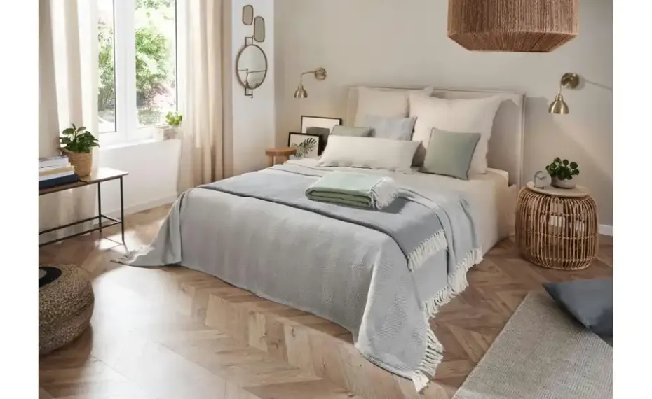 Tagesdecke mit Fransen | Taupe, 220 cm | Möbel Höffner