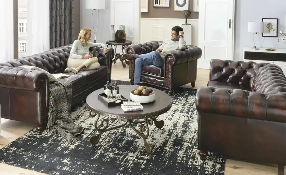 uno Ledersofa im Vintagelook Chesterfield | 2, Braun