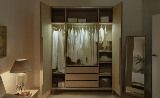 VOX Kleiderschrank OMM | Füße | Möbel Höffner